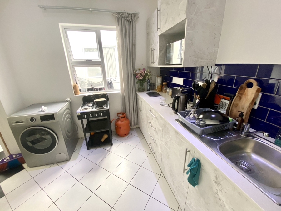 1 Bedroom Property for Sale in Claremont Upper Western Cape